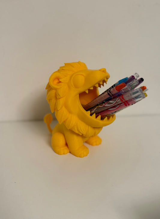 Lion Stationary Pot
